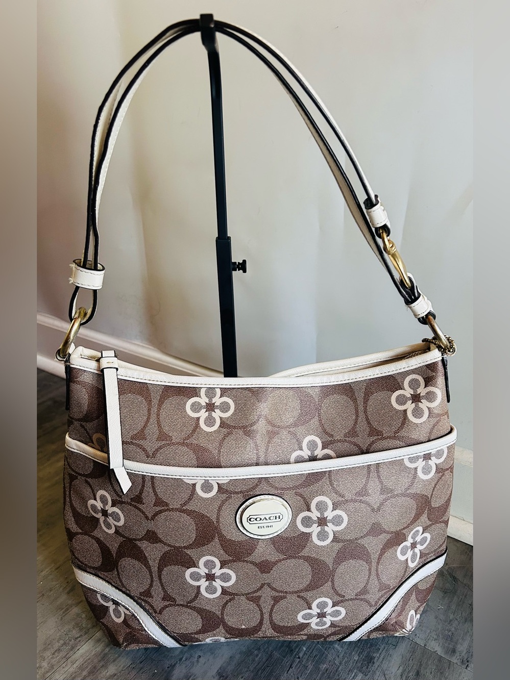Coach Signature Clover Print Convertible Hobo Crossbody Bag Khaki White Purse